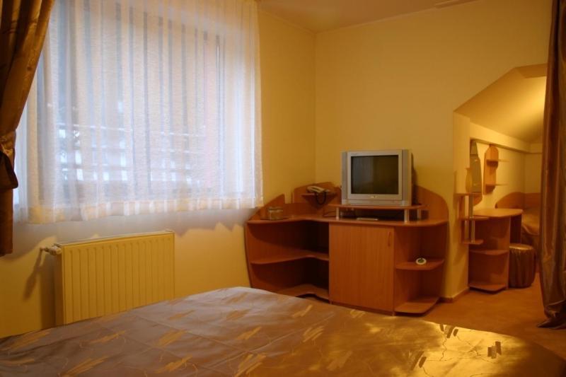 Pensiunea Turistica Delmonte Holiday Hotel Sinaia Quarto foto